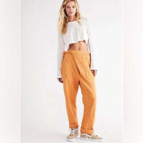 COPY - Free People Beach Ty Set: Orange Pants Size Small & White Crop Top Size … - Picture 4 of 9